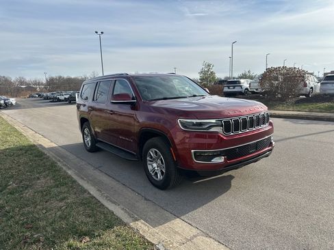 Used 2022 Jeep Wagoneer Series I image 3