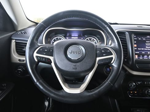Used 2015 Jeep Cherokee Limited AWD/4WD image 34