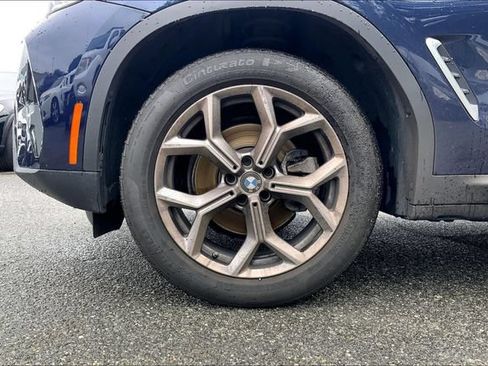 Used 2023 BMW X3 xDrive30i w/ Premium Package AWD/4WD image 5