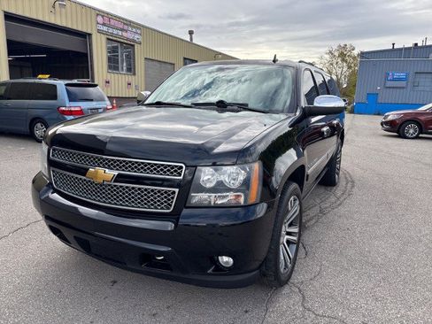 Used 2013 Chevrolet Suburban LTZ image 1