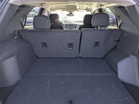 Used 2024 Chevrolet Equinox LT image 10