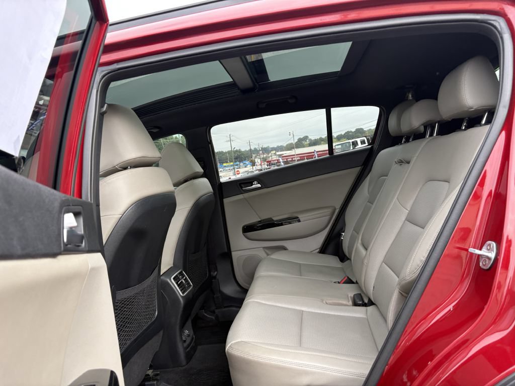 Used 2020 Kia Sportage S w/ Option Group 020 FWD image 14