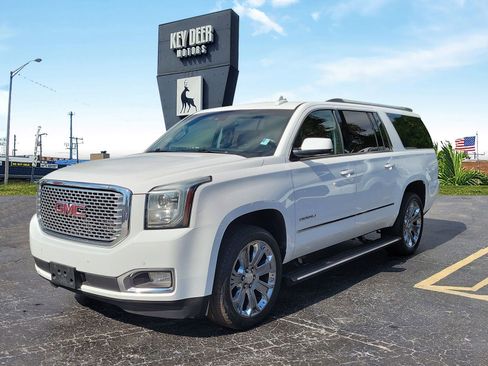 Used 2015 GMC Yukon XL Denali AWD/4WD image 1