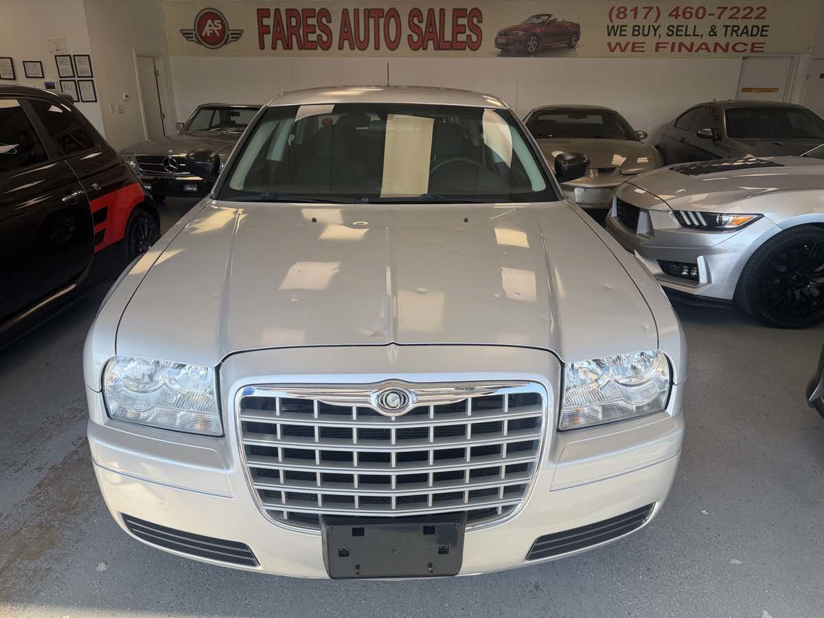Used 2008 Chrysler 300 LX RWD image 11