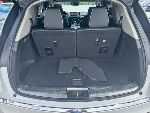 Used 2023 Acura MDX w/ Advance Package AWD/4WD image 19