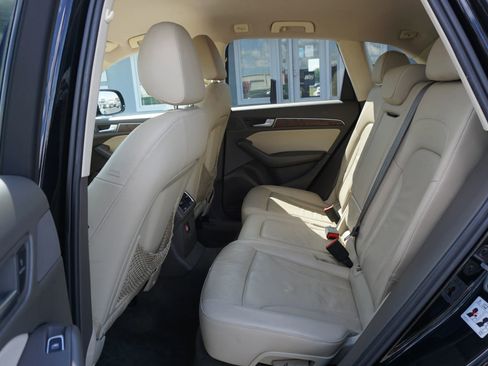 Used 2013 Audi Q5 2.0T Premium w/ Convenience Pkg AWD/4WD image 17