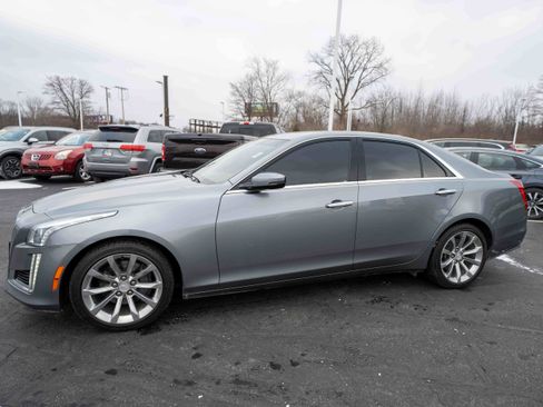 Used 2019 Cadillac CTS Luxury image 3