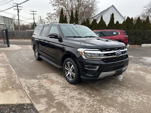 Used 2024 Ford Expedition Max Limited image 3