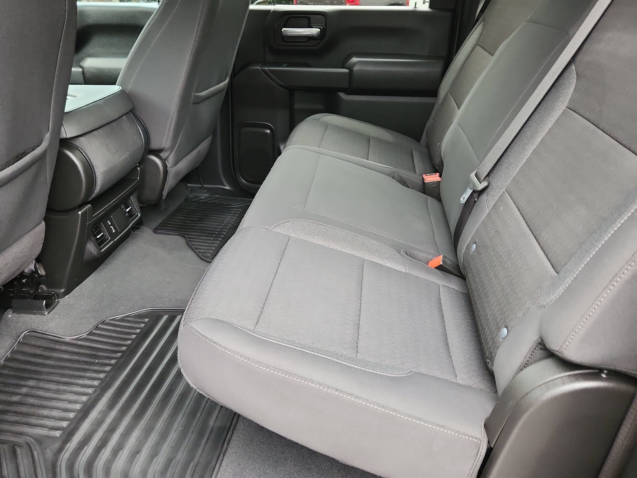 Used 2025 Chevrolet Silverado 2500 Custom w/ Custom Value Package AWD/4WD image 9