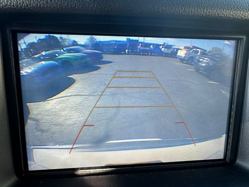 Used 2019 GMC Yukon XL Denali RWD image 25