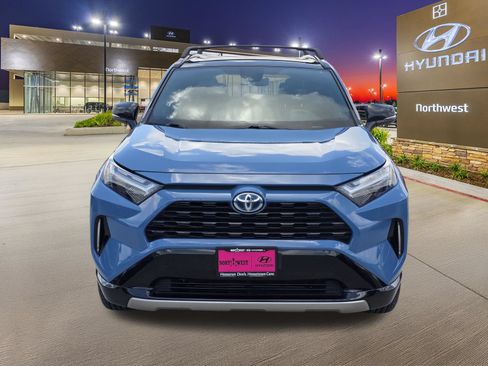 Used 2024 Toyota RAV4 XSE AWD/4WD image 5