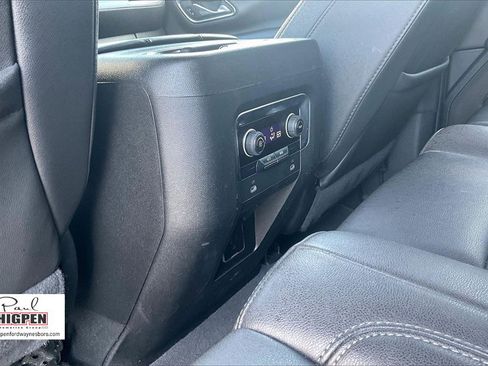 Used 2024 Chevrolet Tahoe LT image 33