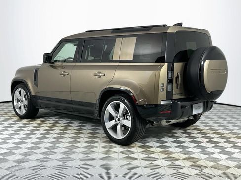 Used 2026 Land Rover Defender 110 X-Dynamic SE AWD/4WD image 7