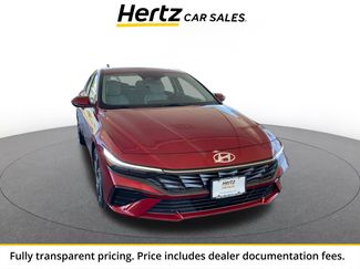 Used 2025 Hyundai Elantra Limited FWD video 1