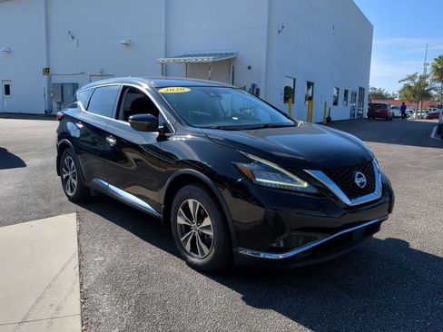 Used 2020 Nissan Murano S w/ Technology Package image 2