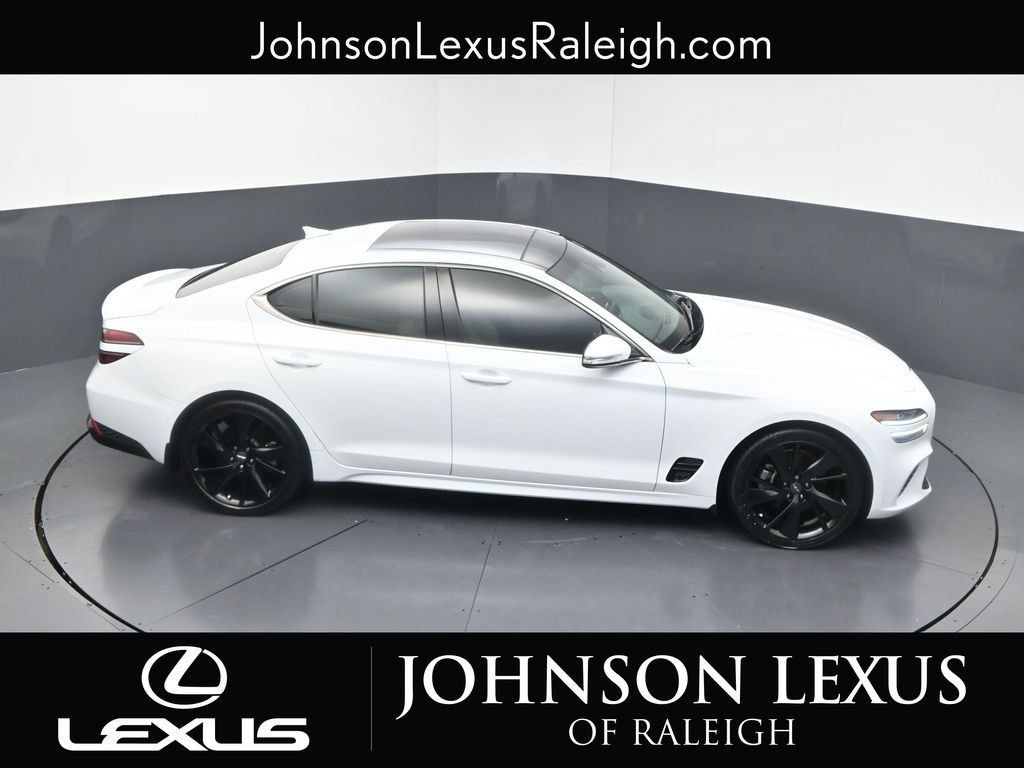 Used 2023 Genesis G70 2.0T w/ Sport Prestige Package RWD image 30