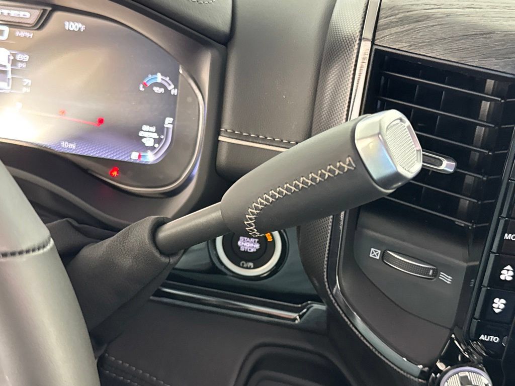 New 2027 RAM 2500 Limited AWD/4WD image 19