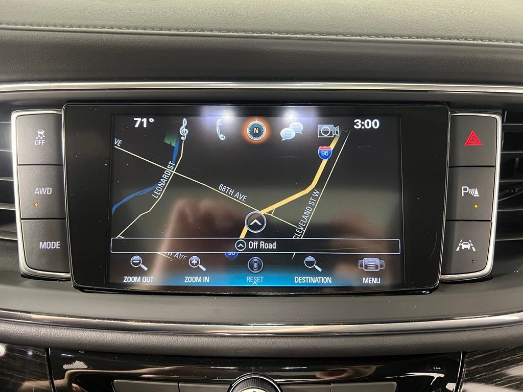 Used 2019 Buick Enclave Avenir w/ Avenir Technology Package AWD/4WD image 30