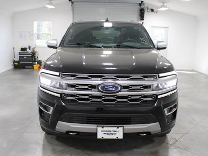 Used 2023 Ford Expedition Platinum