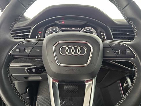 Used 2025 Audi Q7 3.0T Premium Plus AWD/4WD image 24