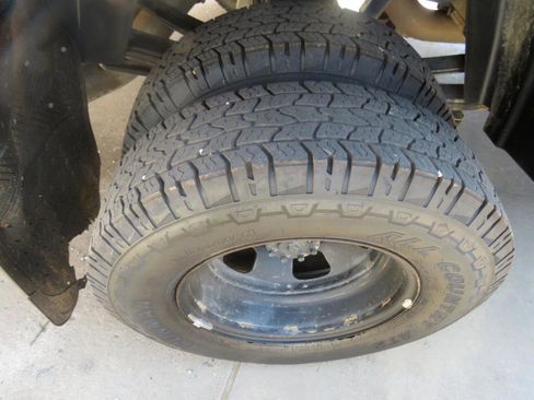 Used 2018 RAM 3500 Tradesman w/ Chrome Appearance Group image 32