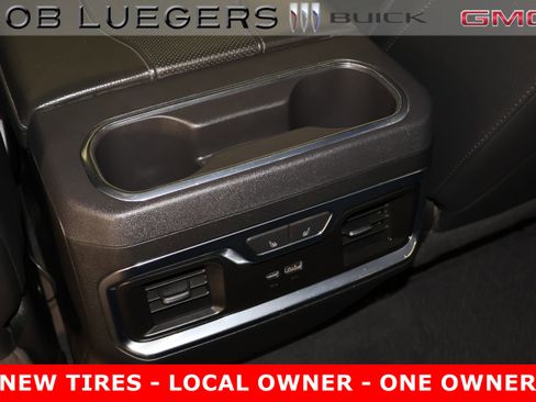 Used 2024 GMC Sierra 2500 Denali w/ Denali Reserve Package image 19