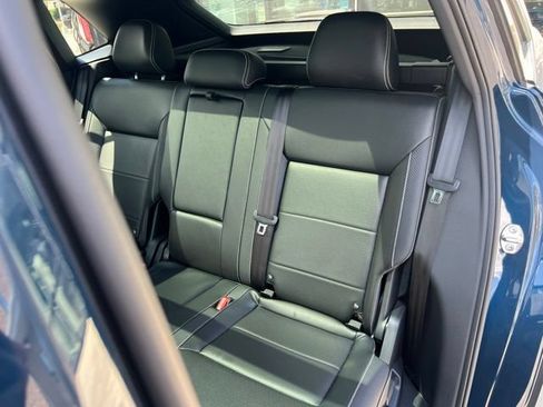 Used 2022 Volkswagen Atlas Cross Sport SE w/ Panoramic Sunroof Package AWD/4WD image 17