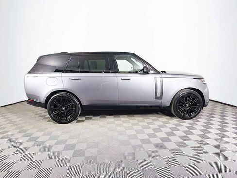 Used 2025 Land Rover Range Rover Long Wheelbase SE AWD/4WD image 4