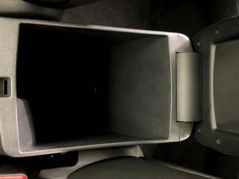 Used 2012 Hyundai Elantra Limited FWD image 35