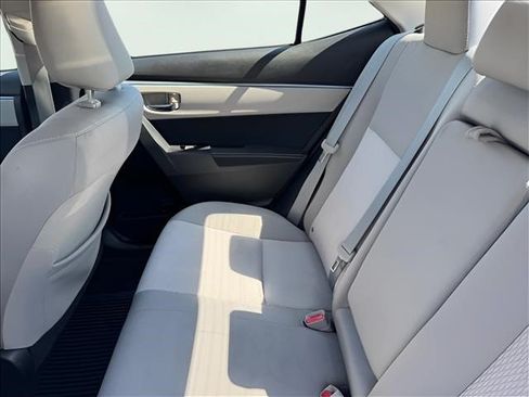 Used 2015 Toyota Corolla LE FWD image 8