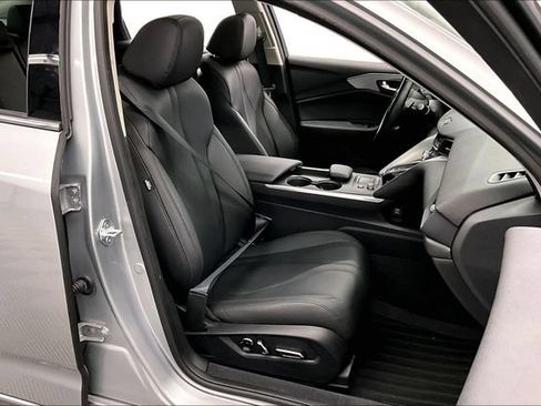 Used 2023 Acura TLX FWD image 8
