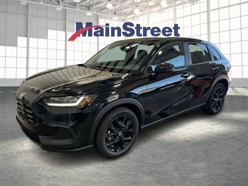 Used 2024 Honda HR-V Sport image 1