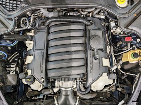 Used 2011 Porsche Panamera 4S image 57