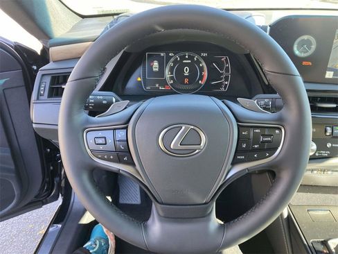 New 2025 Lexus ES 350 w/ Premium Package image 20