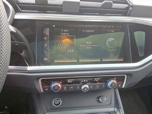 Certified 2025 Audi Q3 2.0T Premium Plus w/ Premium Plus Package image 8