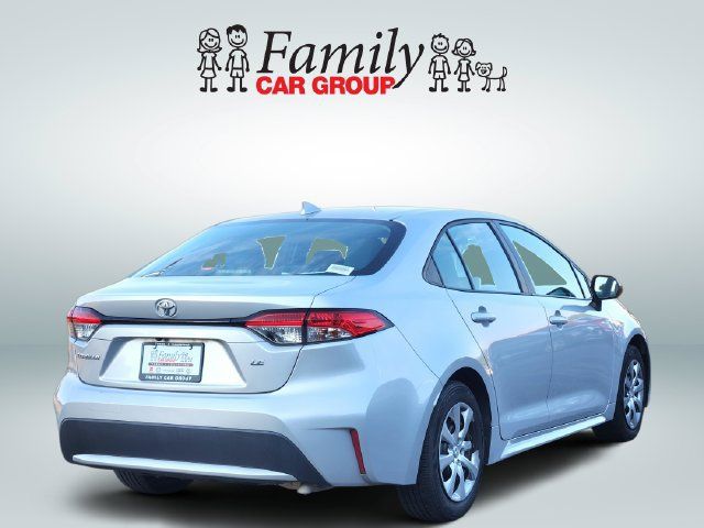 Used 2020 Toyota Corolla LE FWD image 4