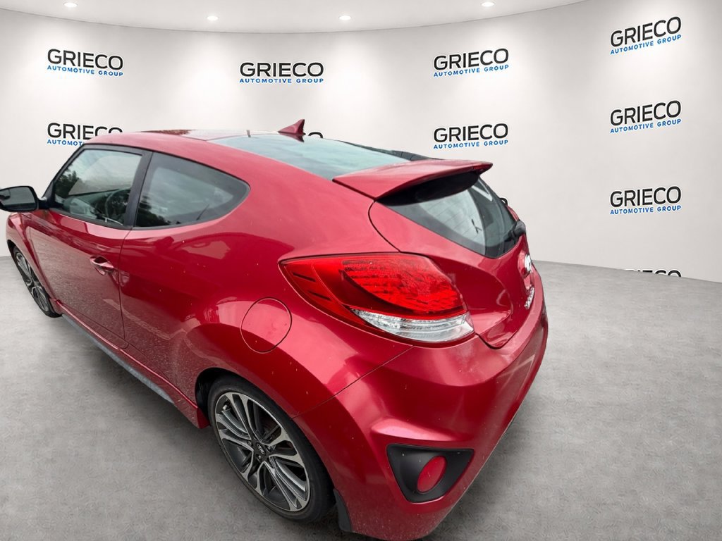 Used 2016 Hyundai Veloster Turbo FWD image 5