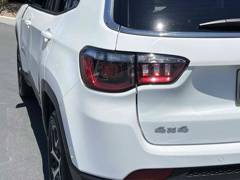 Used 2025 Jeep Compass Limited AWD/4WD image 52