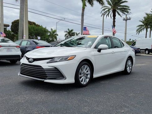 Certified 2024 Toyota Camry LE w/ Convenience Package image 2