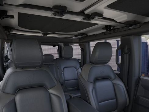New 2026 Ford Bronco Outer Banks AWD/4WD image 12