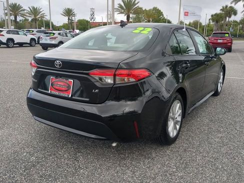Certified 2022 Toyota Corolla LE w/ LE Convenience Package image 4