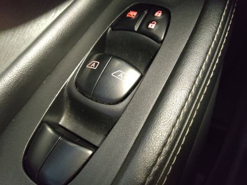 Used 2020 Nissan Murano SV w/ Cargo Package image 27