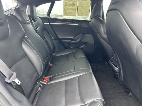 Used 2023 Tesla Model S Base image 25