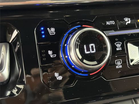 New 2026 GMC Sierra 2500 Denali Ultimate AWD/4WD image 31