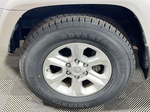 Certified 2019 Toyota 4Runner SR5 image 27