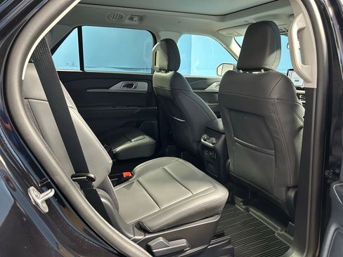 New 2026 Ford Explorer Active AWD/4WD image 43