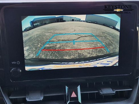 Used 2025 Toyota Corolla LE image 19