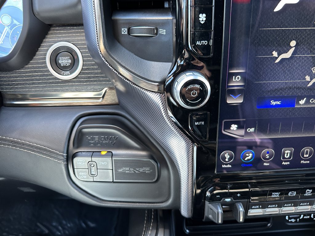Used 2021 RAM 3500 Limited AWD/4WD image 31