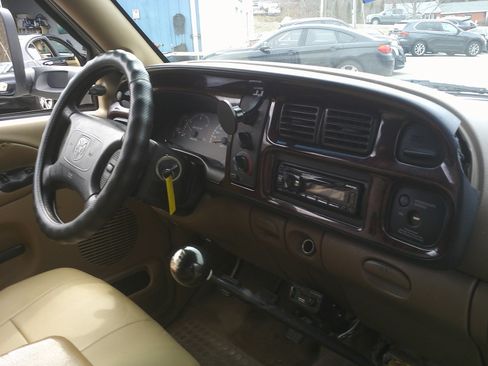 Used 1998 Dodge Ram 3500 Truck 2WD Quad Cab image 24