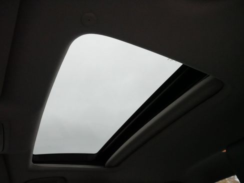 Used 2019 Honda Accord EX-L image 32